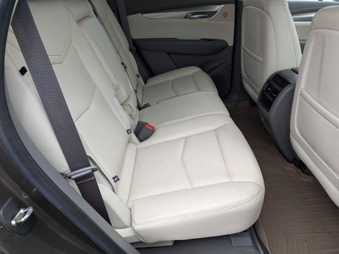 Used 2019 Cadillac XT5 Luxury AWD/4WD image 20