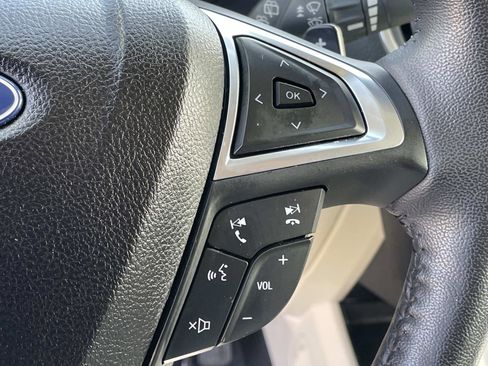 Used 2023 Ford Edge Titanium w/ Class II Trailer Tow Package image 9