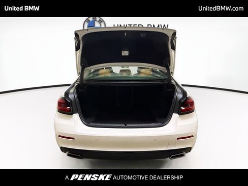 Used 2021 BMW 530i xDrive w/ Premium Package AWD/4WD image 14