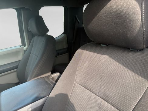 Used 2017 Ford F150 XL w/ Equipment Group 101A Mid AWD/4WD image 7