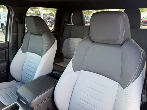 Used 2025 Toyota Tacoma TRD Sport image 15