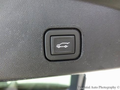 New 2025 Cadillac Lyriq Sport image 19