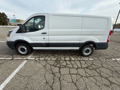 Used 2016 Ford Transit 150 130 Low Roof image 1