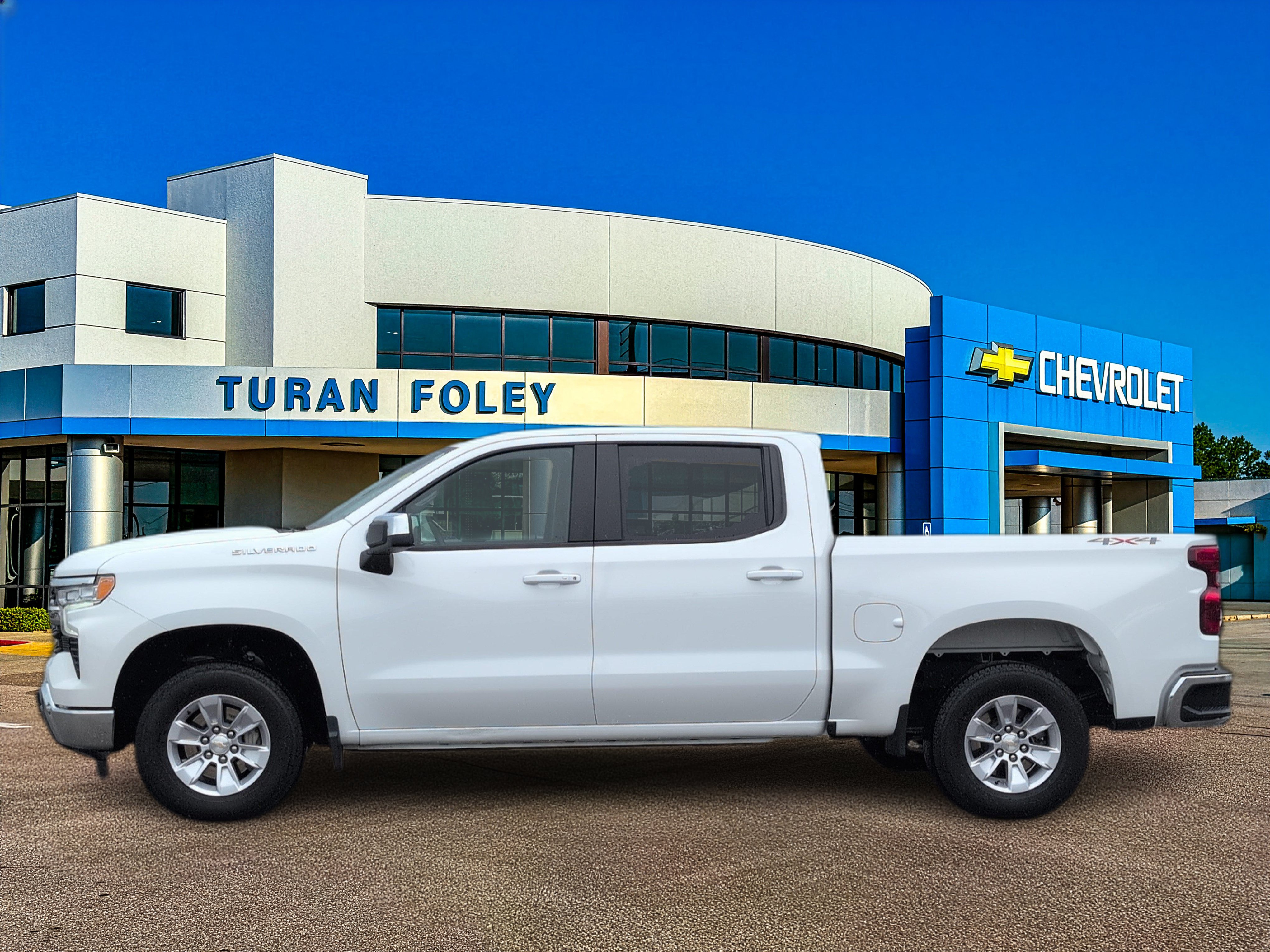 Used 2026 Chevrolet Silverado 1500 LT AWD/4WD image 2