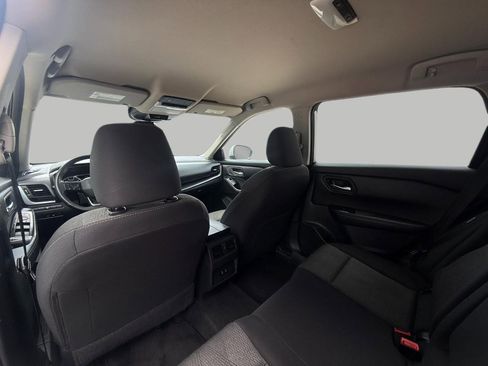 Used 2025 Nissan Rogue SV AWD/4WD image 28