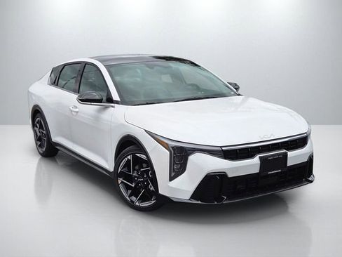 New 2026 Kia K4 GT-Line FWD image 1