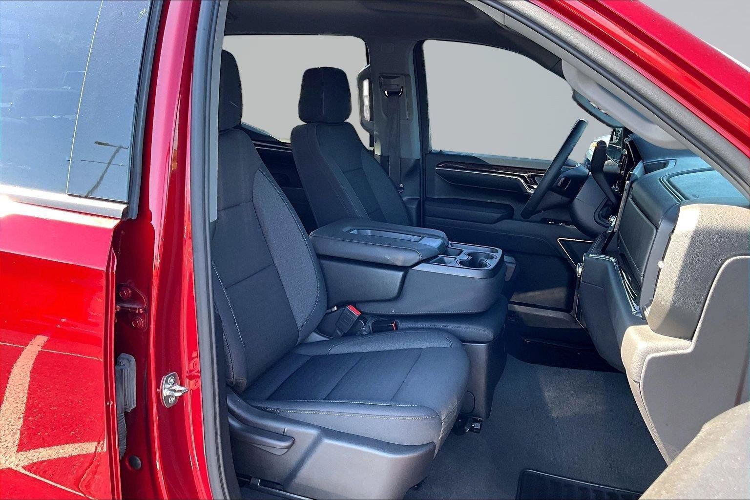 Used 2024 GMC Sierra 1500 Elevation AWD/4WD image 8