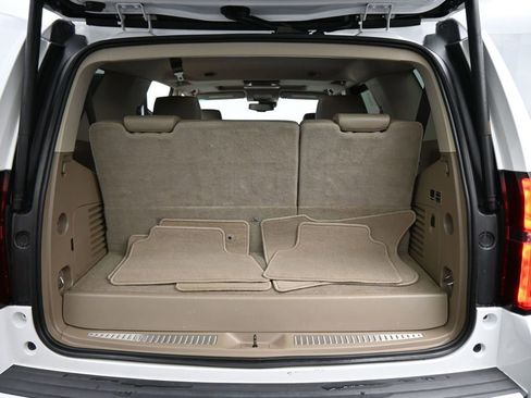 Used 2017 Chevrolet Tahoe Premier RWD image 19