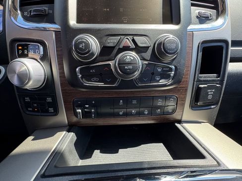 Used 2014 RAM 1500 Laramie w/ Convenience Group AWD/4WD image 22