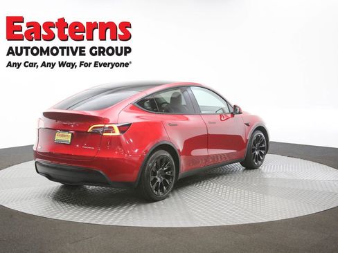 Used 2021 Tesla Model Y Long Range image 36