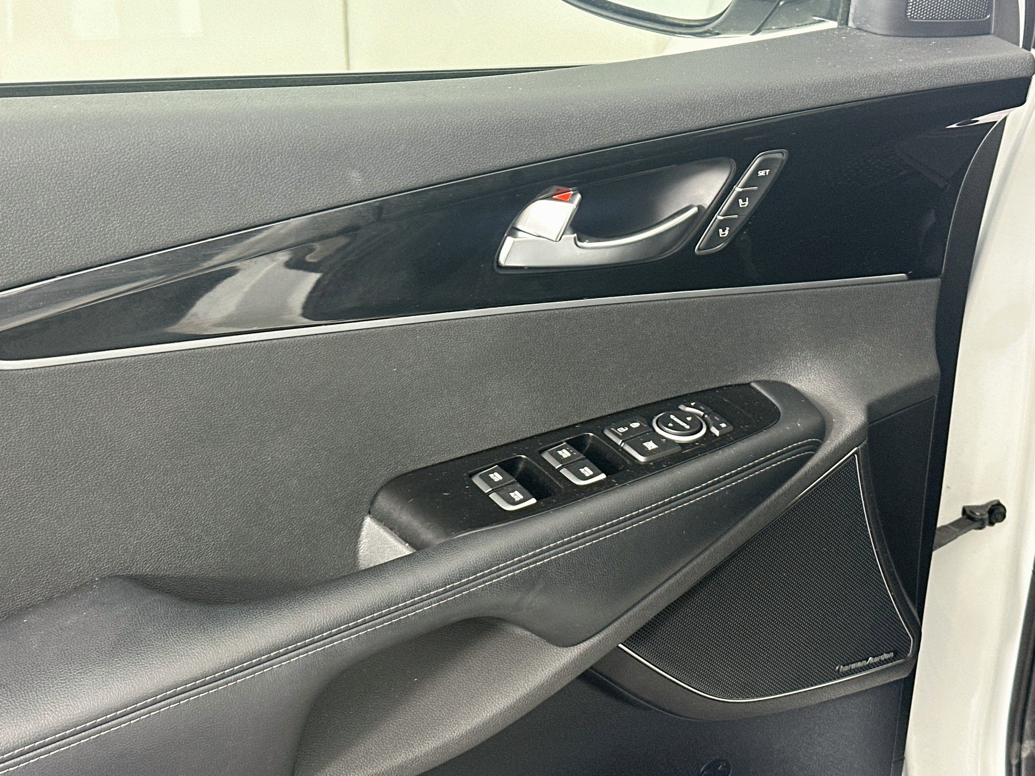Used 2019 Kia Sorento SX AWD/4WD image 15