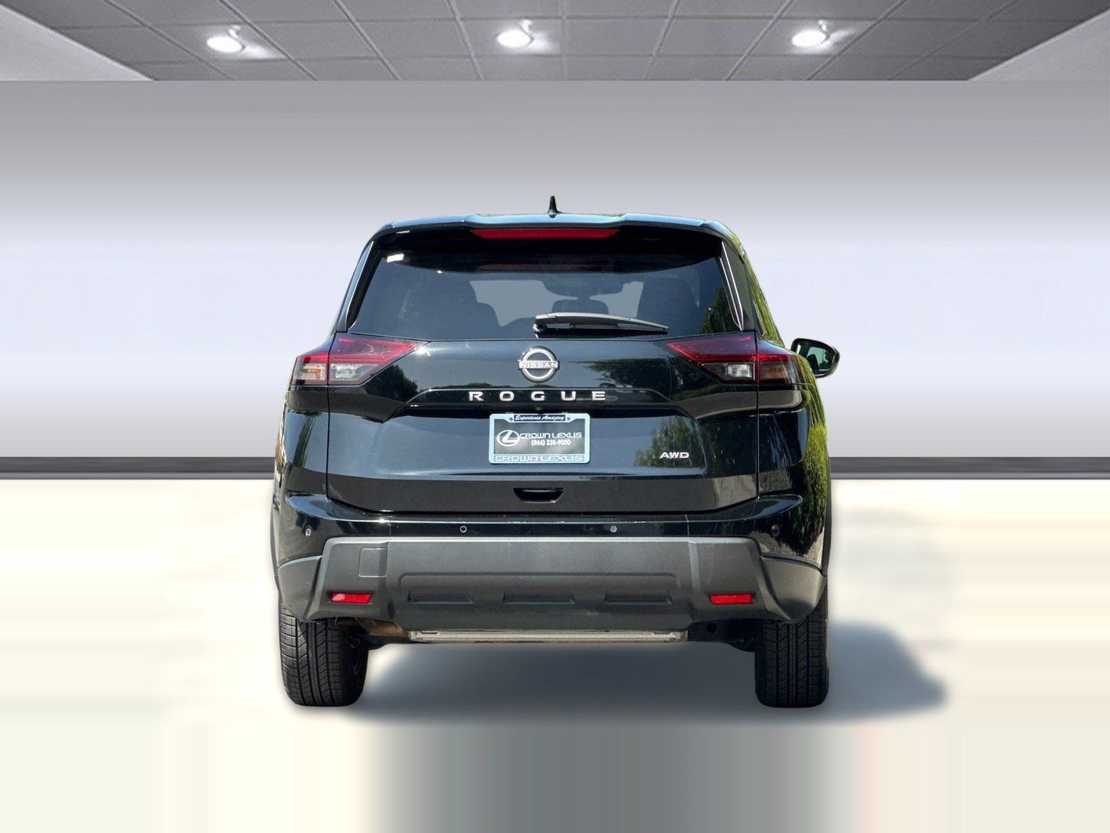 Used 2025 Nissan Rogue SV AWD/4WD image 10