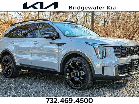 Certified 2024 Kia Sorento SX image 1