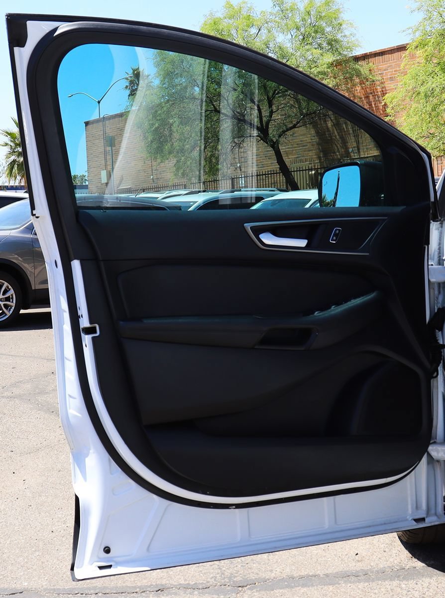 Used 2021 Ford Edge SE FWD image 36