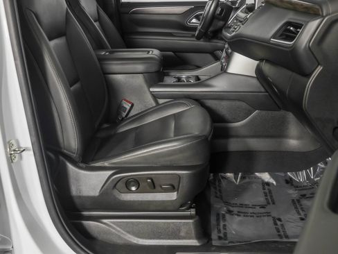 Used 2022 Chevrolet Tahoe Z71 w/ Luxury Package AWD/4WD image 50