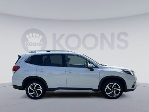 Used 2023 Subaru Forester Touring AWD/4WD image 8