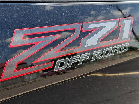Used 2021 Chevrolet Colorado Z71 AWD/4WD image 30