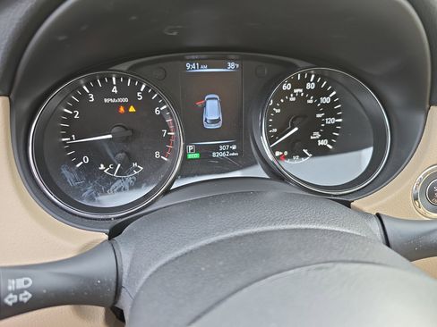 Used 2017 Nissan Rogue SL w/ SL Premium Package image 20