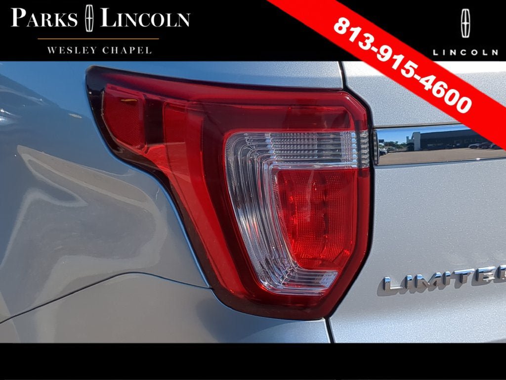 Used 2018 Ford Explorer Limited w/ Ford Safe & Smart Package FWD image 7