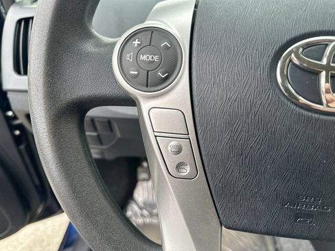 Used 2012 Toyota Prius Two FWD image 19