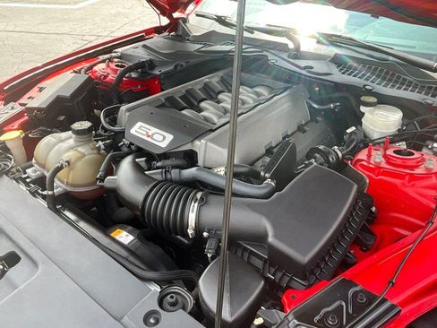 Used 2015 Ford Mustang GT RWD image 7