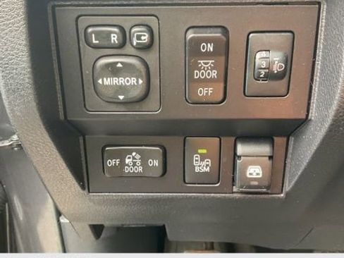 Used 2017 Toyota Tundra 1794 Edition image 29