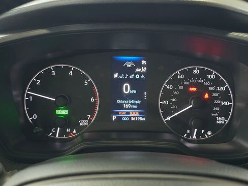 Used 2024 Toyota Corolla SE image 29