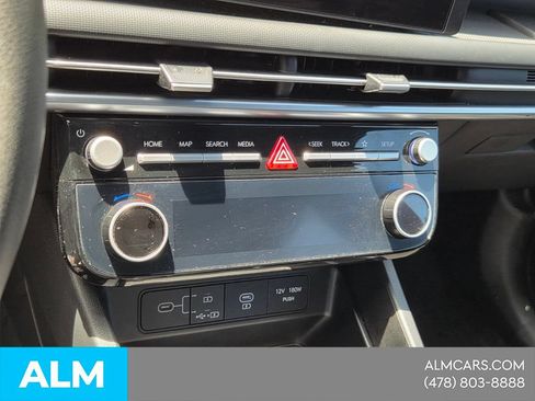 Used 2025 Hyundai Santa Cruz SEL FWD image 18