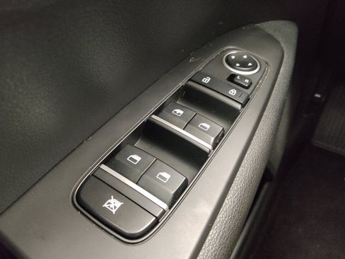Used 2022 Kia Forte LXS FWD image 27