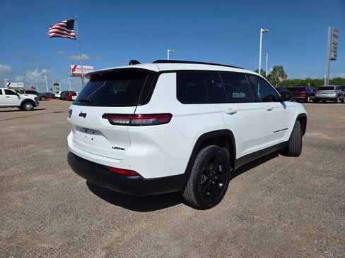 Used 2024 Jeep Grand Cherokee L Limited w/ Luxury Tech Group II RWD image 7