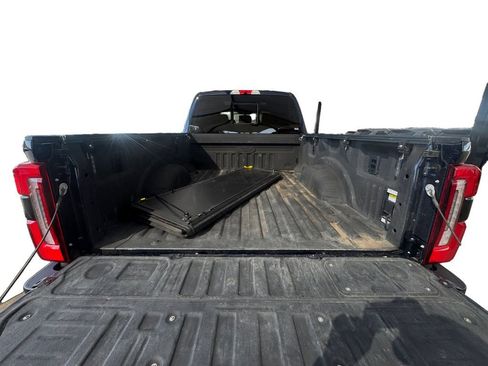 Used 2024 Ford F250 Platinum w/ Tremor Off-Road Package image 19