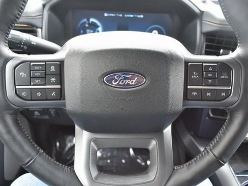 Used 2024 Ford F150 Lightning Lariat image 21