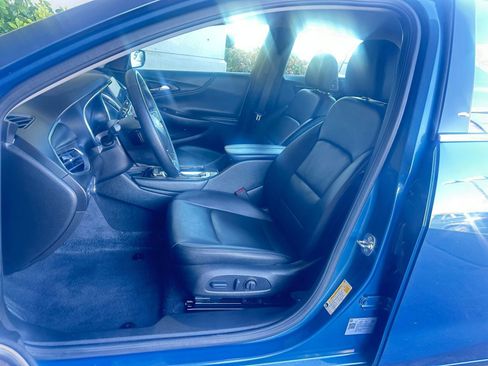 Used 2024 Chevrolet Malibu LT image 36