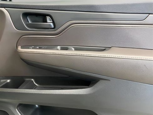 Used 2019 Honda Odyssey EX-L image 17