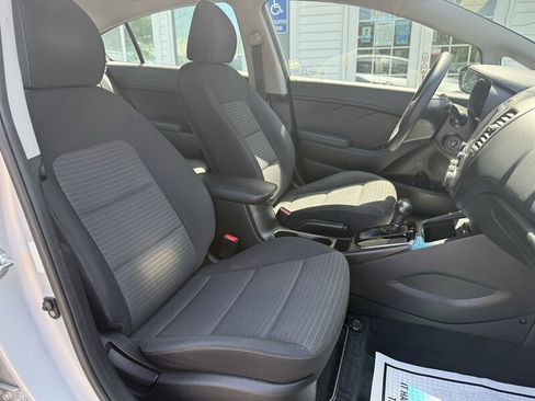 Used 2018 Kia Forte LX w/ LX Popular Package FWD image 15