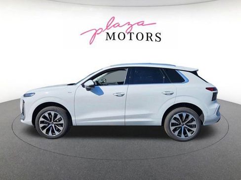 New 2026 Audi Q3 quattro 2.0T AWD/4WD image 8