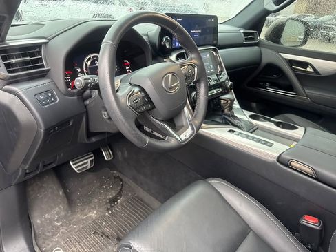 Used 2024 Lexus LX 600 F Sport image 19