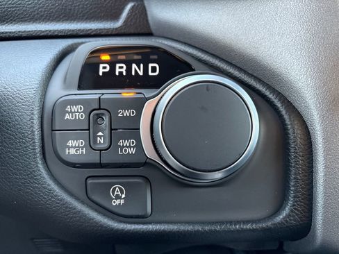 New 2026 RAM 1500 Big Horn AWD/4WD image 31