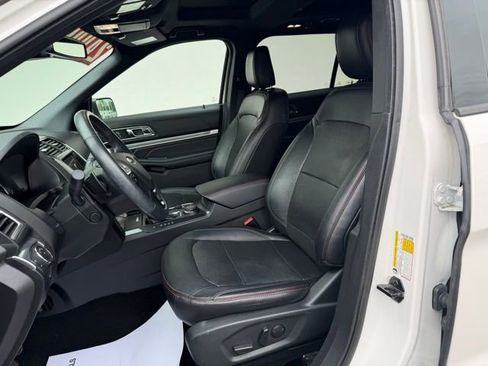 Used 2019 Ford Explorer Sport w/ Equipment Group 401A AWD/4WD image 10