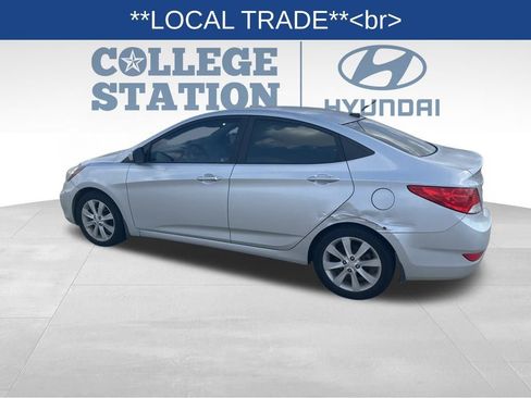Used 2013 Hyundai Accent GLS w/ Premium Pkg image 5