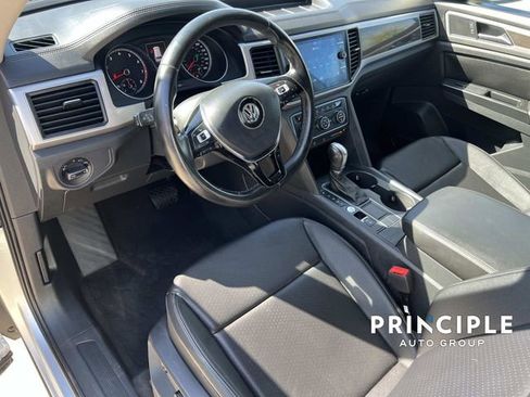 Used 2018 Volkswagen Atlas SE image 16