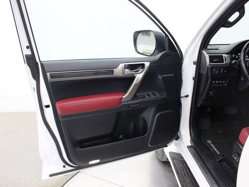 Used 2021 Lexus GX 460 Premium w/ Premium Package AWD/4WD image 32