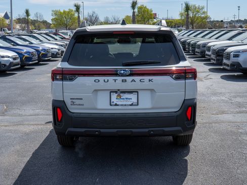 New 2026 Subaru Outback Limited AWD/4WD image 4