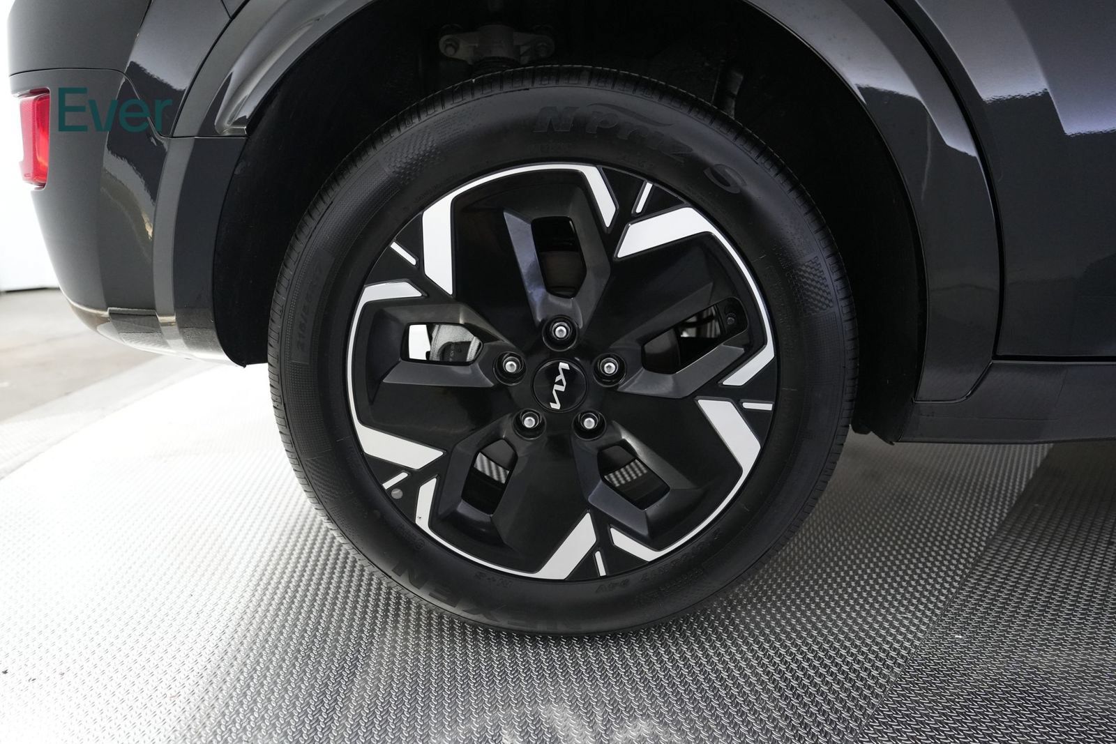 Used 2025 Kia Niro Wind FWD image 21