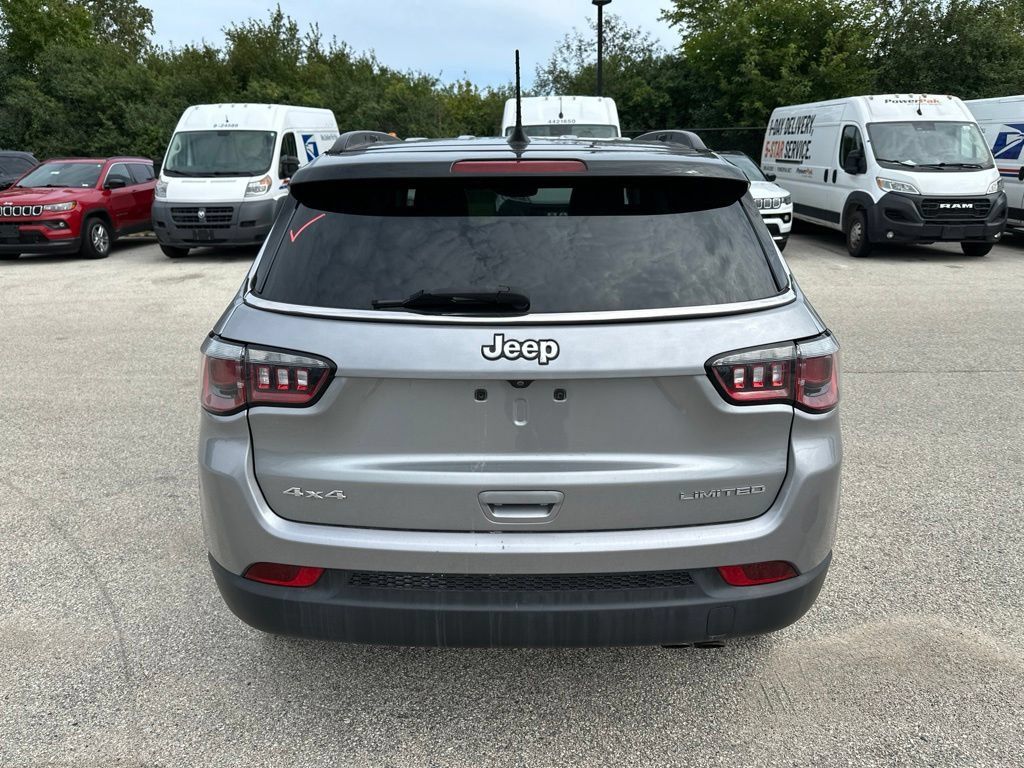 Used 2020 Jeep Compass Limited AWD/4WD image 8