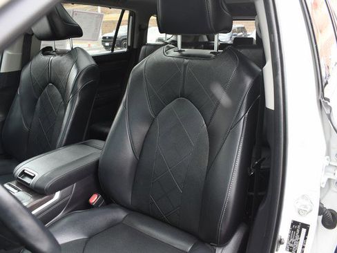 Certified 2021 Toyota Highlander Platinum image 17