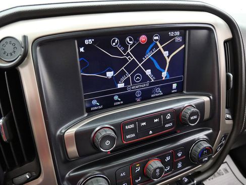 Used 2016 GMC Sierra 3500 Denali w/ Suspension Package, Off-Road AWD/4WD image 31