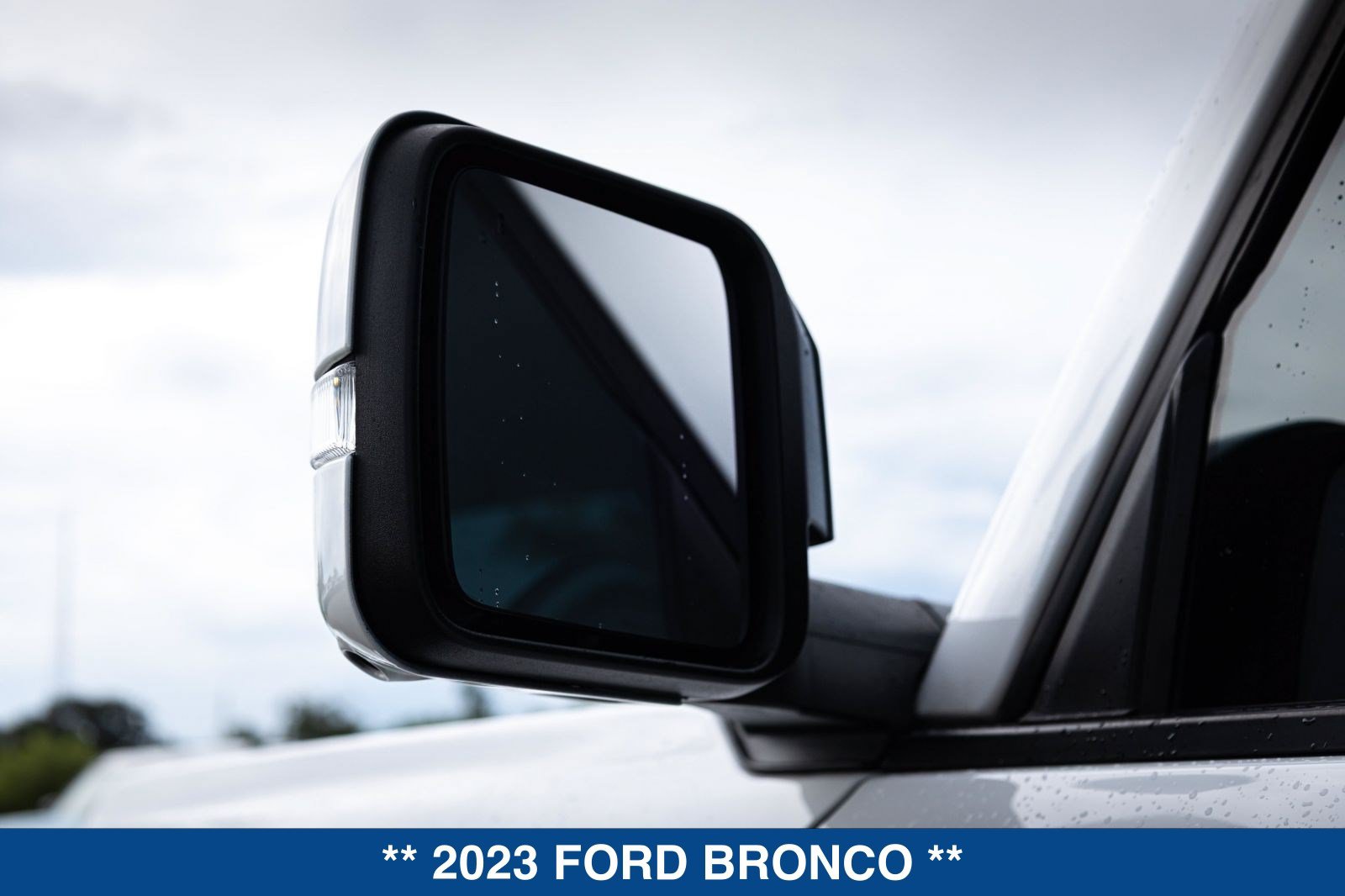 Used 2023 Ford Bronco Badlands AWD/4WD image 16