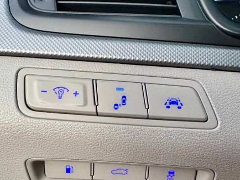 Used 2018 Hyundai Sonata SEL w/ Tech Package 02 image 17