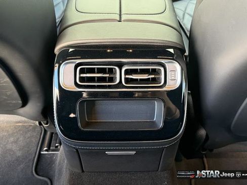 Used 2024 Mercedes-Benz S 580 4MATIC Sedan w/ AMG Line image 25